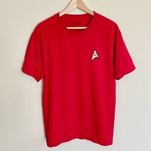 Star Trek Engineering Uniform Short Sleeve Red T Shirt Men’s size Large
